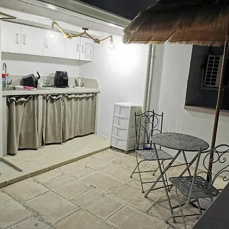 House * Nardo